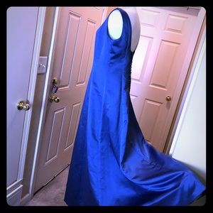 Michelangelo Gown w/Scarf